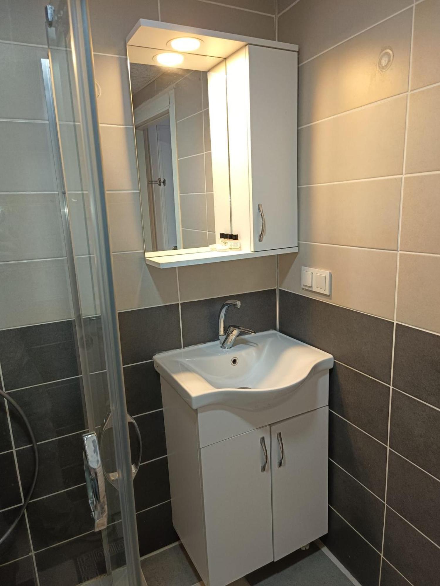 White Crown Apartman Ve Yasam Merkezi Istanbul Eksteriør billede